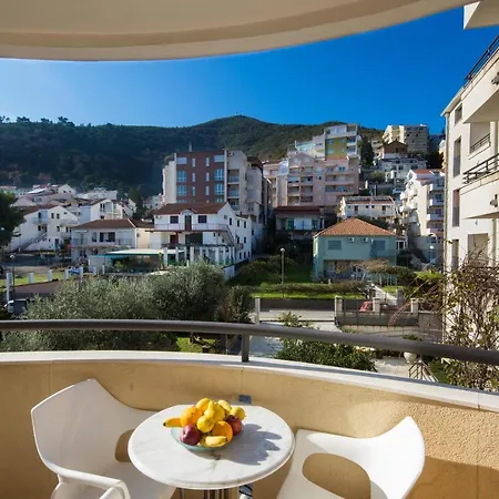 Salus Apartmán Budva